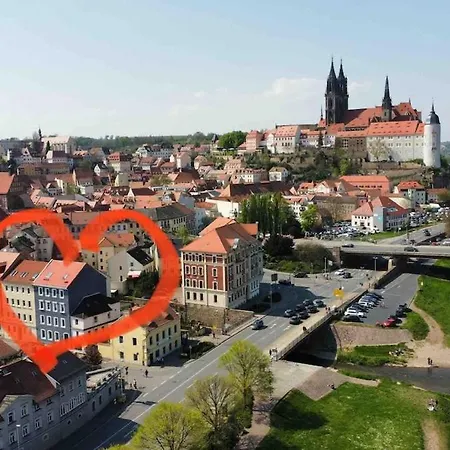 Mitten In Moderne No 5 *