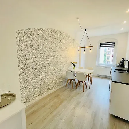 Mitten In Moderne No 5 マイセン